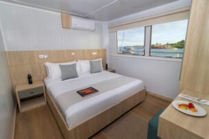 Double Cabin