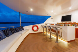 Upper Deck Bar