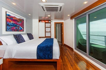 Deckplans & Cabins