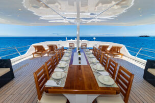 Al Fresco Dining